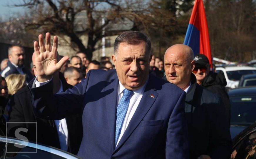 Oštri komentari građana protiv Dodikovog mitinga: "Odlazi Mile, vrati milijardu"