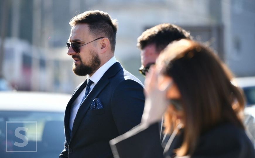 Iznošenje završnih riječi: Pogledajte dolazak Fikreta Hodžića u Sud BiH