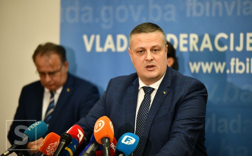 Vojin Mijatović podijelio lijepe vijesti za poslodavce: Smanjuju se doprinosi