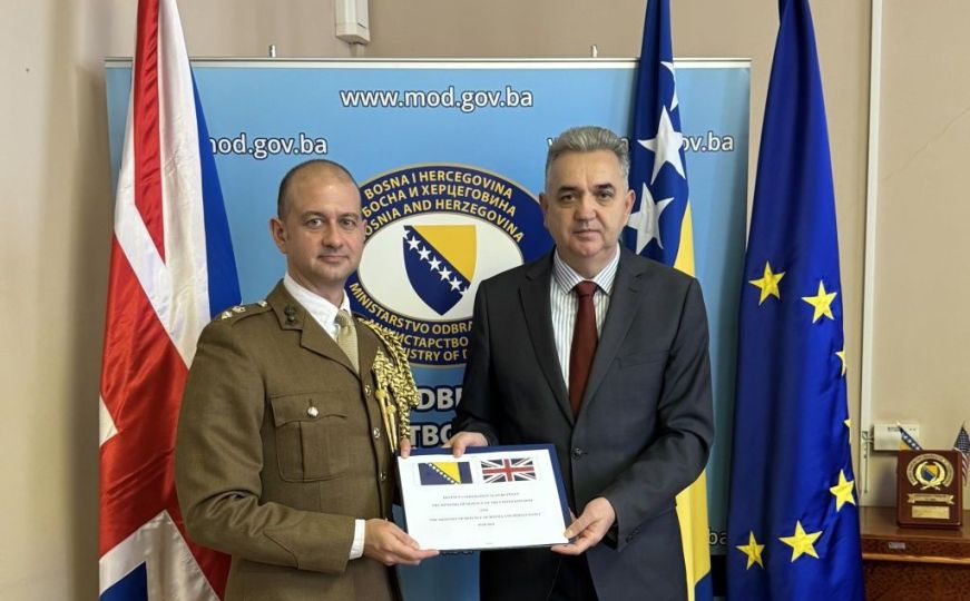 Potpisan bilateralni sporazum između BiH i UK: Fokus na razvoju sposobnosti Oružanih snaga