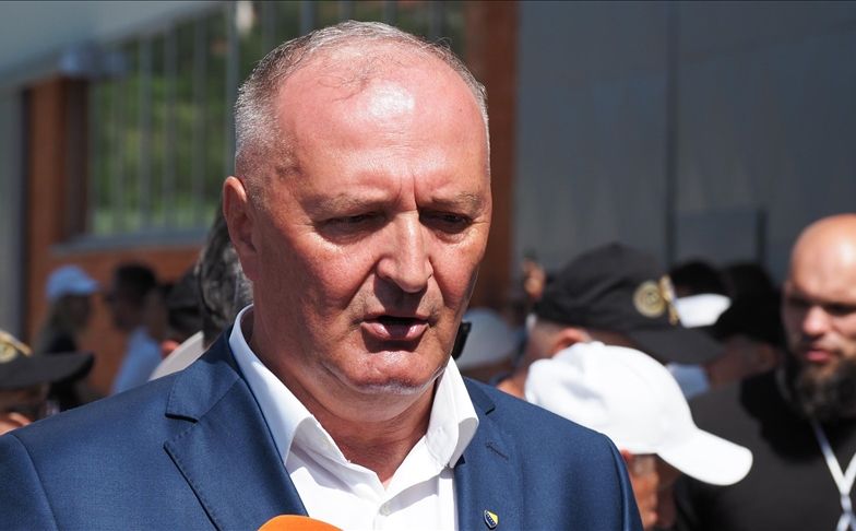 Zukan Helez pružio podršku Seni Uzunović: 'Napada je Dodikova i Vučićeva razjarena rulja'