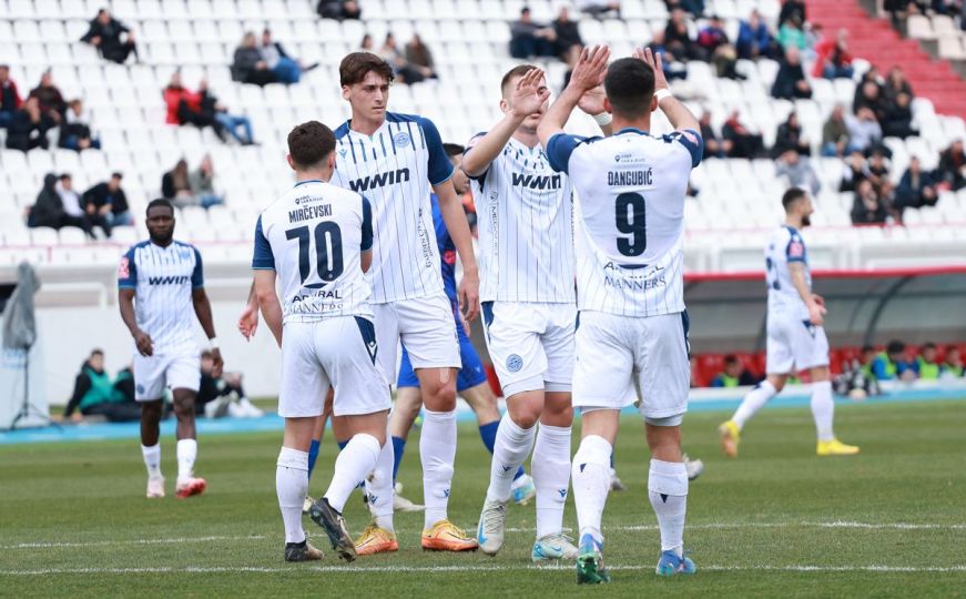 Plava rapsodija u Mostaru: Željezničar brojao do osam i za poluvrijeme osigurao polufinale Kupa