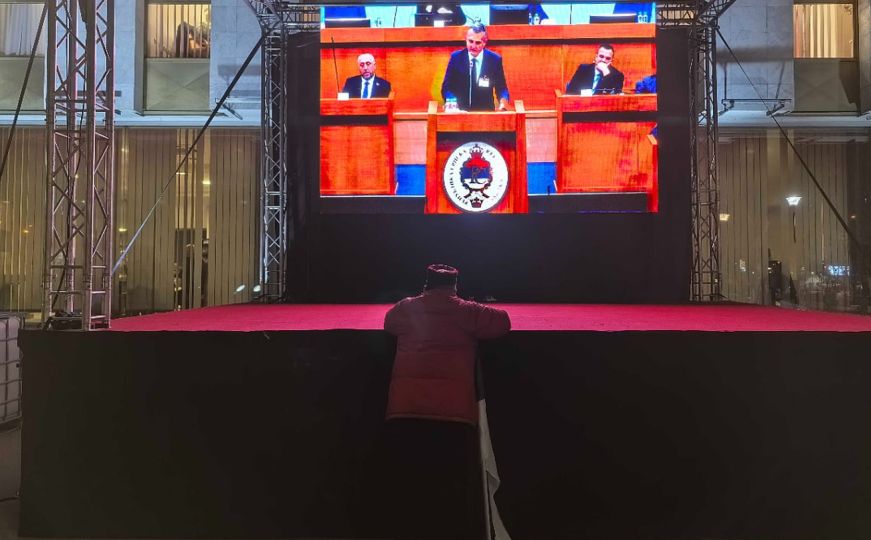 Dragan Bursać: Dodiku ostao samo Zmaj od Šipova i prazan ekran!