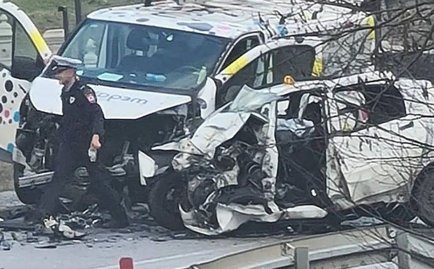 Teška nesreća u BiH: Jedna osoba povrijeđena, saobraćaj obustavljen