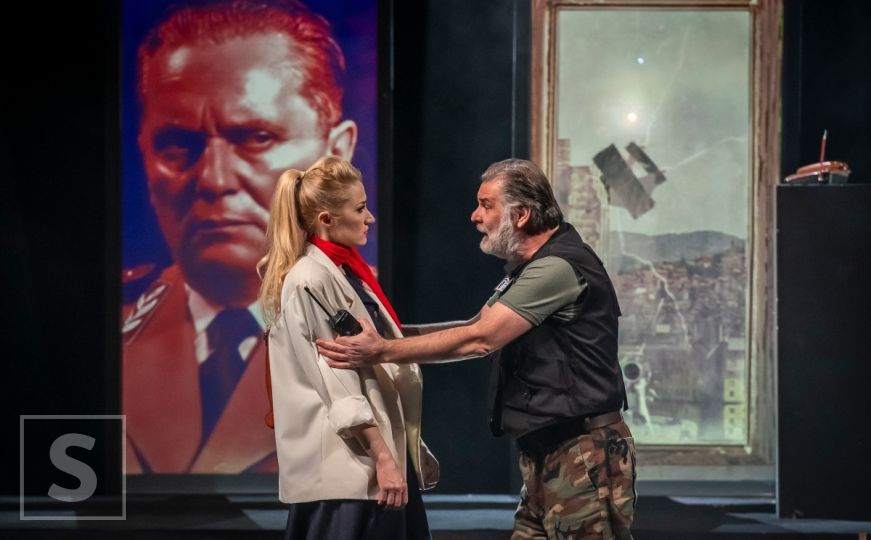 Ovacije i dug aplauz u Narodnom pozorištu Sarajevo: Praizvedena predstava "Sarajevski trgovac"