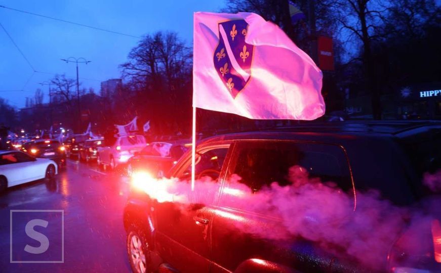 Bosno i Hercegovino, naša domovino: Defile povodom 1. marta oduševio građane Sarajeva