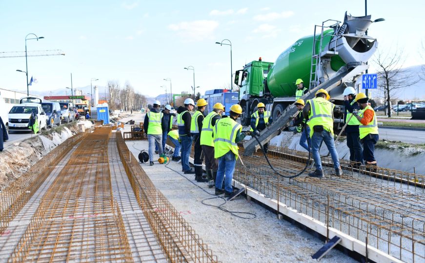 Veliki infrastrukturni projekat u Sarajevu: Počelo betoniranje pruge do Hrasnice