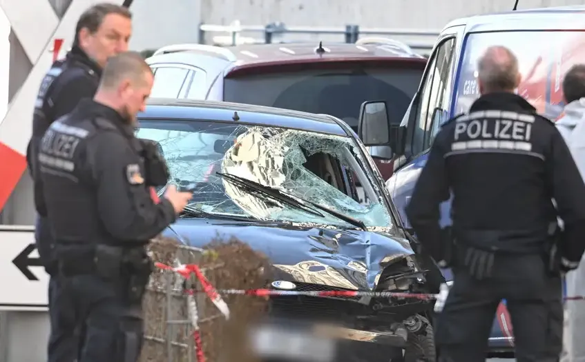 Detalji napada u Mannheimu: Otkriveno iz koje je države vozač (40)