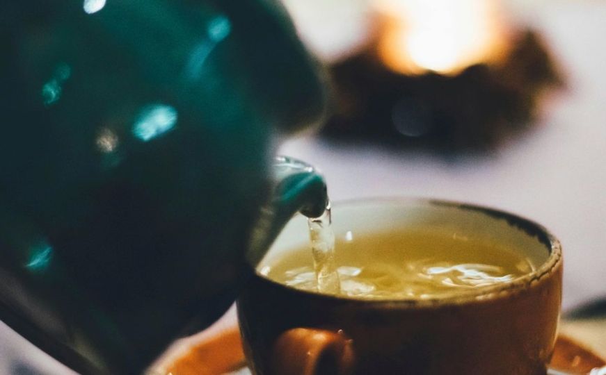 Za čaj od dunje kažu da je najbolji za probavu: Nadutost nestaje momentalno, a crijeva rade kao sat