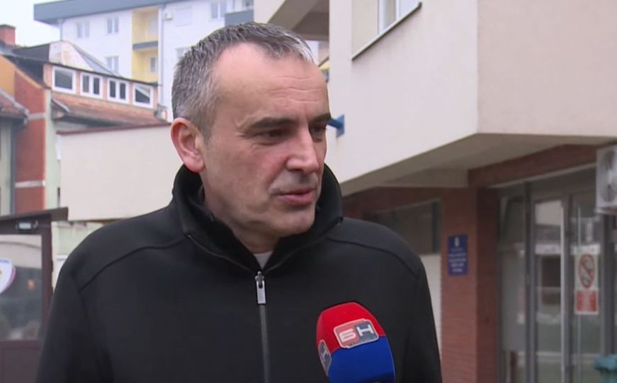 "Balija, izdajnik": Na prostorijama SDS-a na Palama osvanuo uvredljiv grafit posvećen Darku Babalju