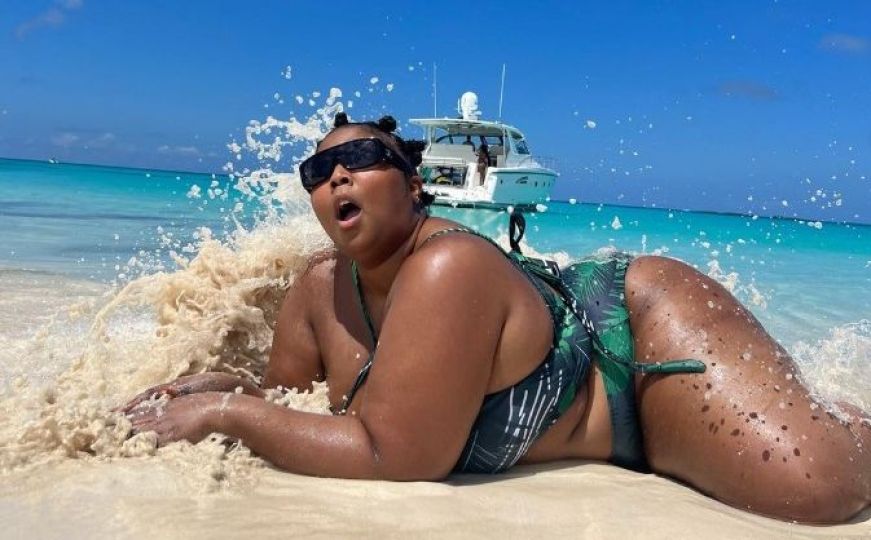 Lizzo - Love In Real Life