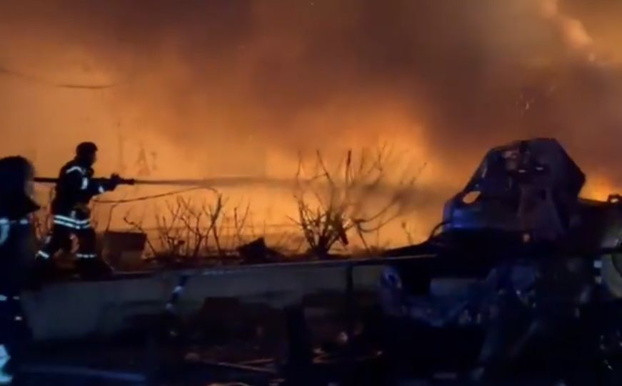 Rusi izveli napad na Odesu: Četiri osobe ranjene, obarani dronovi