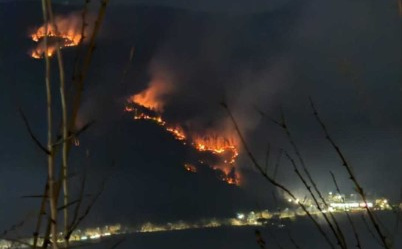 Požar na Trebeviću pod kontrolom: 'Kuće više nisu u opasnosti'
