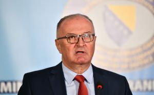 Zukan Helez: Ostanite mirni, ne smijemo nasjesti. Dodik želi incident!