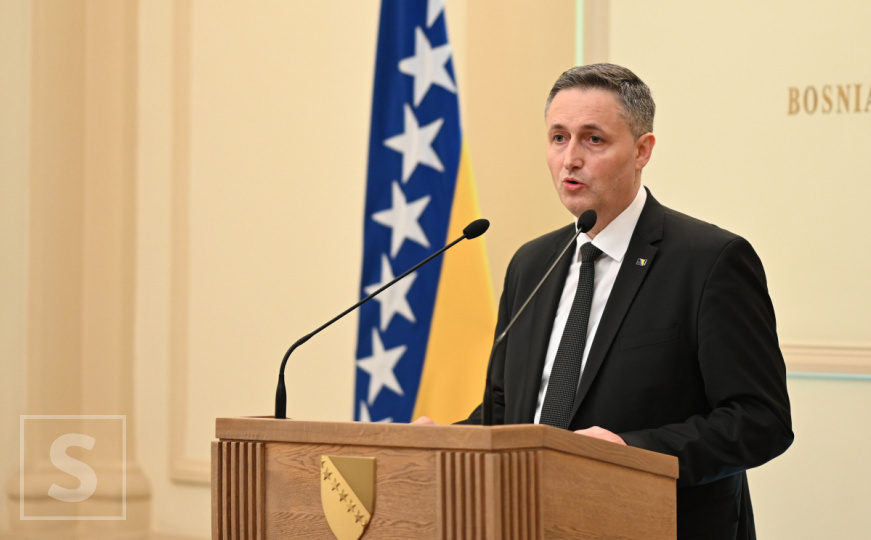 Denis Bećirović: "EUFOR ima mandat da zaustavi sve destruktivne snage koje ugrožavaju Dayton"
