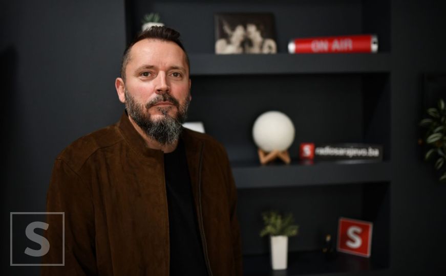 Dragan Bursać se obratio ženama: "Niste, nećete i ne smijete biti muški infantilni otirači!"