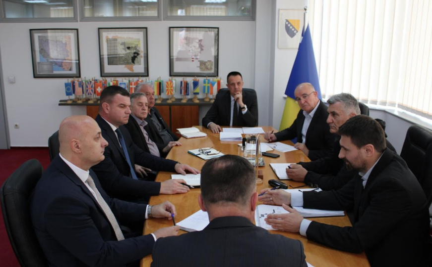 Ministar Lakić najavio: Uskoro isplata plata rudarima RMU Zenica, kreće i izvlačenje čela