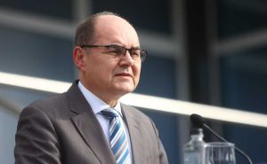 Vlada Njemačke jasna: 'Imenovanje Christiana Schmidta je zakonito'