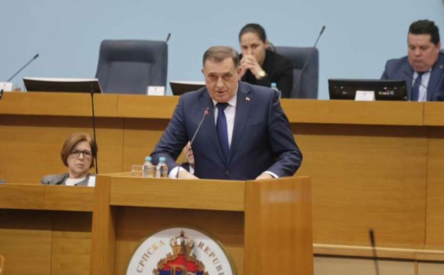 Dodik iz NSRS poručio: "Hoćete nas sad hapsiti? Hajde, pošaljite!"
