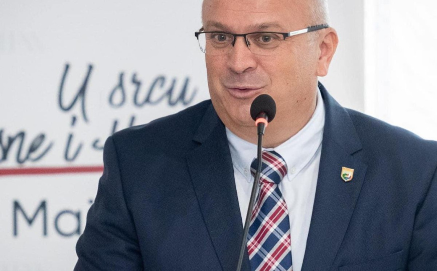 Načelnik Travnika podijelio analizu: Objavio efekte uvođenja neradne nedjelje i povećanje minimalca