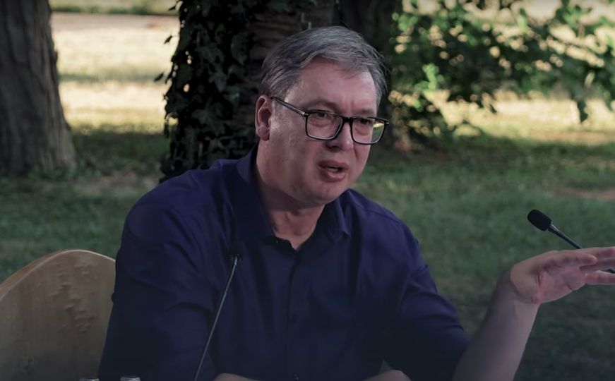 Vučićev tabloid plaši narod protestima: 'Hrvatski navijači planirali krvoproliće'