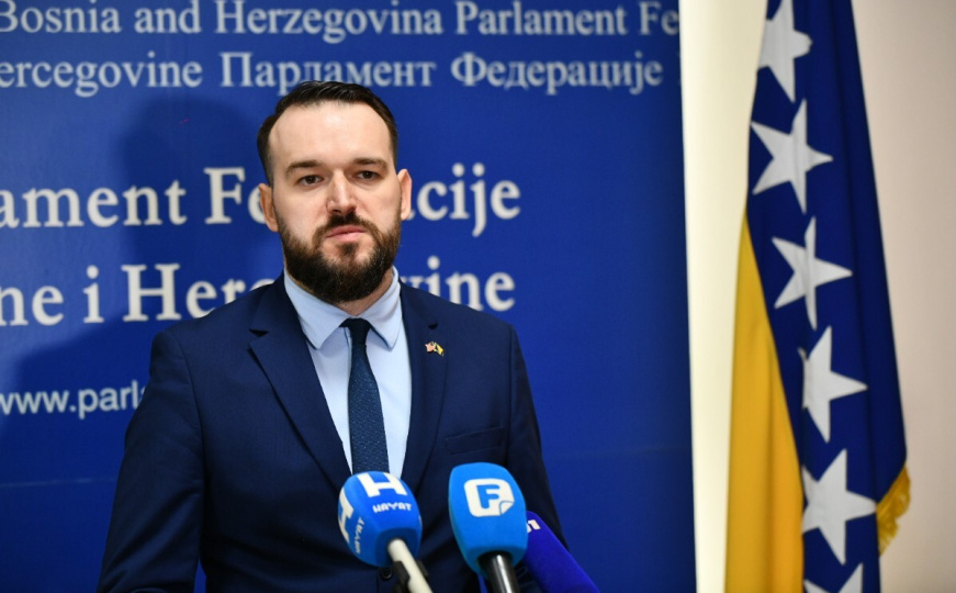 Čavalić otkriva alarmante podatke: Ako ovako nastavimo, izgubit ćemo desetine hiljada radnih mjesta