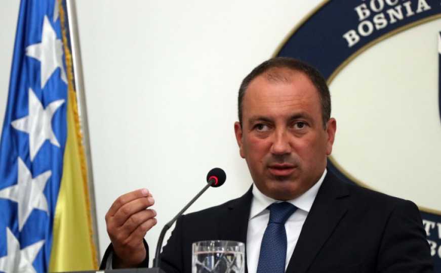 Igor Crnadak: "Posljednji dani su potvrdili da je zabrana rada institucija BiH pogrešan potez"