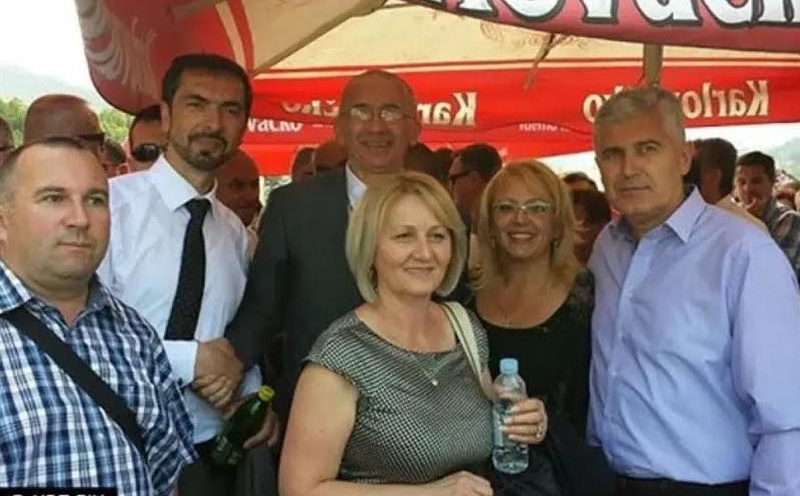 Samoubistvo iz zasjede | Narod vam neće halaliti, "braćo" i "sestre"!
