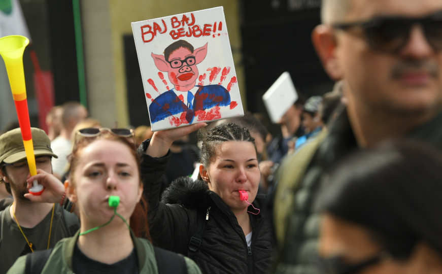 Ispovijest studentkinje koja je bila 100m od zvučnog topa: Krvarilo mi je uho, a onda su krenuli...