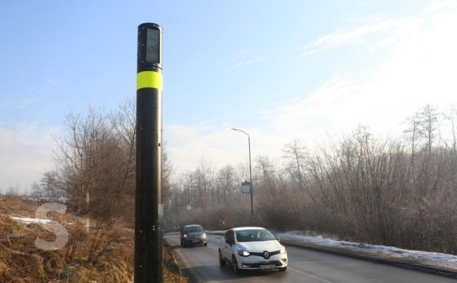 Novih 35 kamera u RS-u: Detektuju nevezivanje pojasa i upotrebu mobitela za volanom