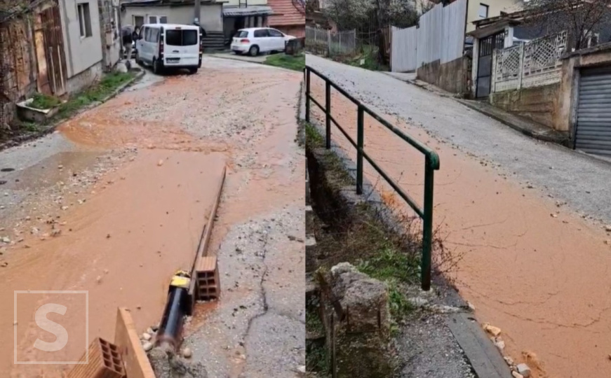 Poplavljena ulica Komatin u Starom Gradu: Blokiran saobraćaj, evakuisane 22 porodice