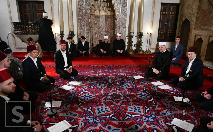 Centralni program povodom Lejletul-kadra u Gazi Husrev-begovoj džamiji: Pogledajte