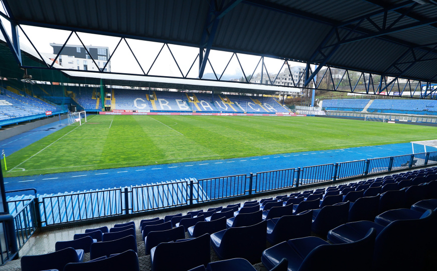 Grbavica je spremna za večerašnji meč: Pogledaje kako izgleda stadion pred utakmicu