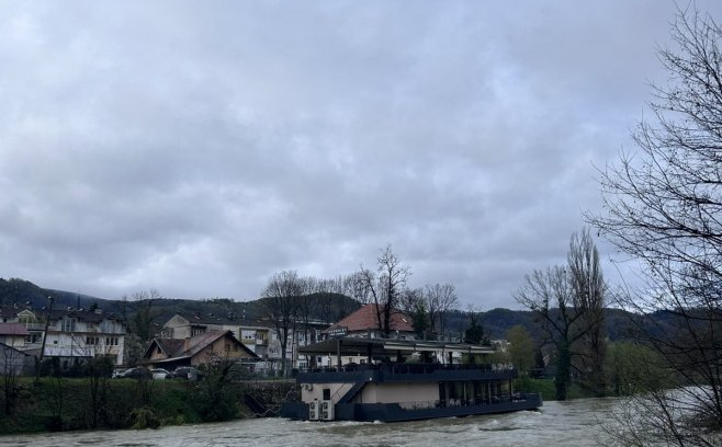 Lijepe vijesti iz Banje Luke: Vodostaji Vrbasa i Bosne u opadanju, situacija se popravlja
