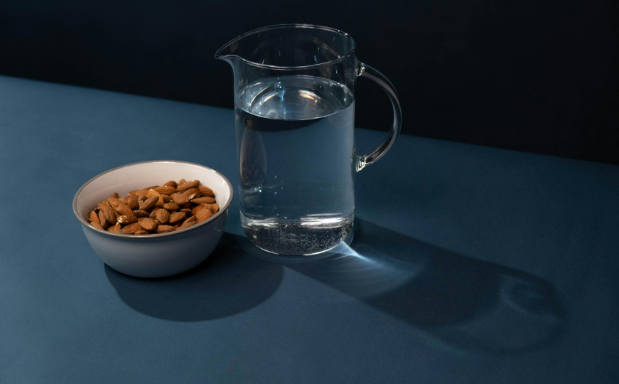 Namočite 4 badema preko noći: Jedite ih ujutru i riješite problem koji mnogi imaju