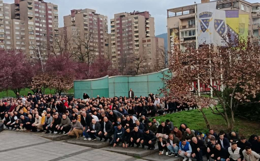 Zenički muftija poručio vjernicima: "Iskrenost je srž dobrih međuljudskih odnosa"