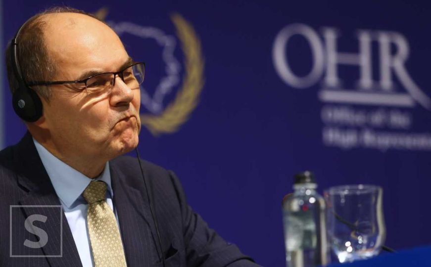 Christian Schmidt se oglasio povodom napada na učenike iz Novog Sada