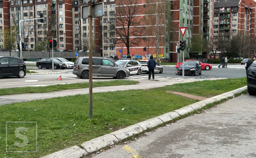 Nesreća u Sarajevu: Povrijeđene četiri osobe
