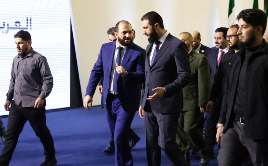 Najavili odgovornu tranziciju: Formirana prijelazna vlada u Siriji, za ministricu imenovana i žena