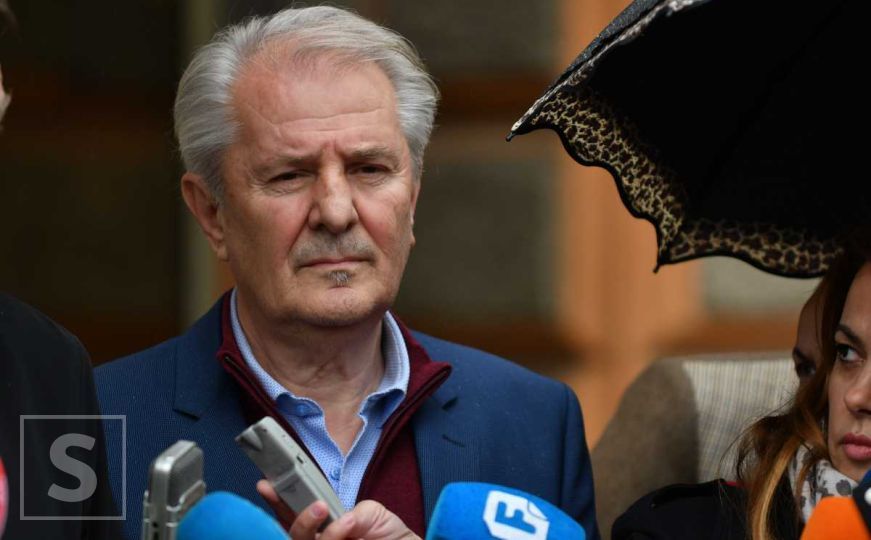 Refik Lendo: "Do kada će zvaničnici Trojke interesima građana plaćati svoje pozicije u vlasti?"