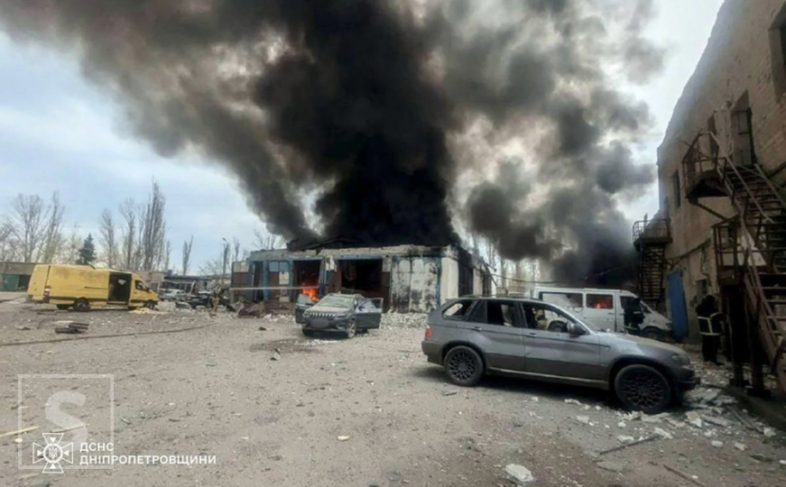 Novi ruski napad na civile: Balističkim raketama zasuli rodni grad Zelenskog i ubili troje djece