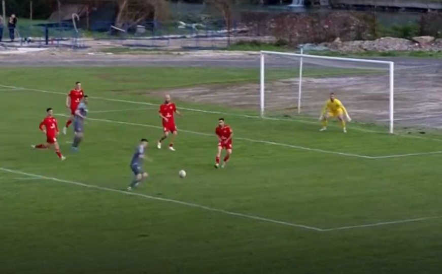 Željezničar slavio u Konjicu: Mladi Dženan Šabić vrhunskim pogotkom u zadnjim minutama donio pobjedu