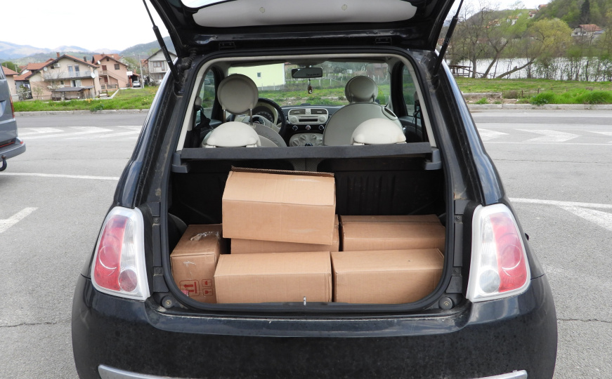 27-godišnjakinja iz Srbije pokušala prokrijumčariti aromu za nargilu u BiH: Uhvaćena na GP Šepak