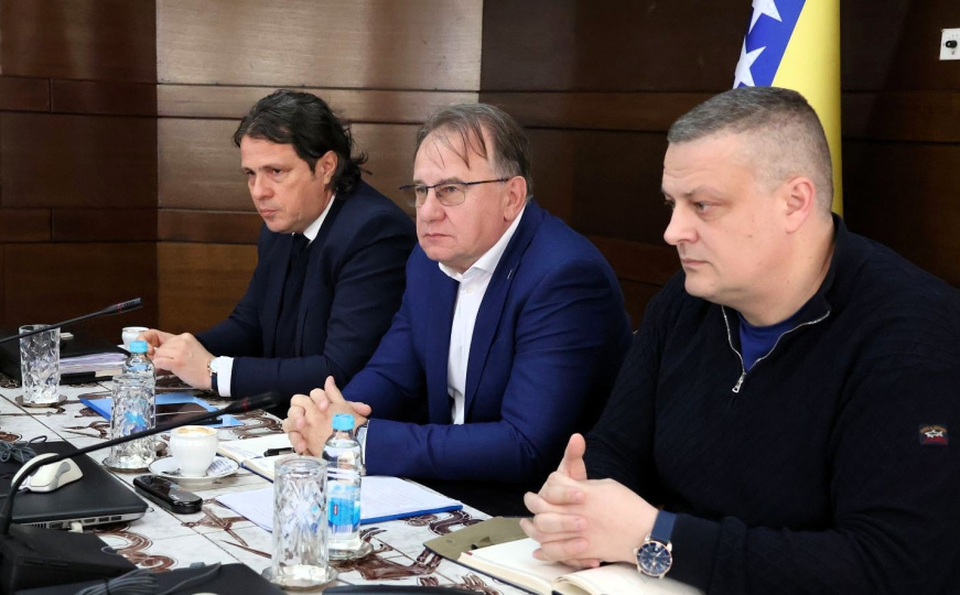 Nikšić se sastao s direktorima javnih preduzeća: "Ne želimo PR, nego istinu"