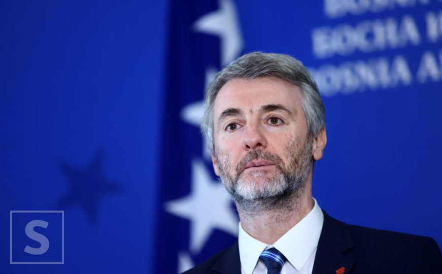 Forto nakon sjednice: "Dok ne imenujemo ministra sigurnosti, nema smisla raditi ništa značajno"