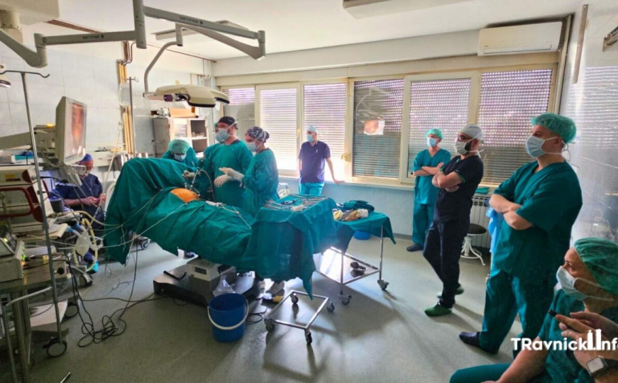 Prvi put u BiH izvedena operacija uz primjenu savremene ICG tehnologije