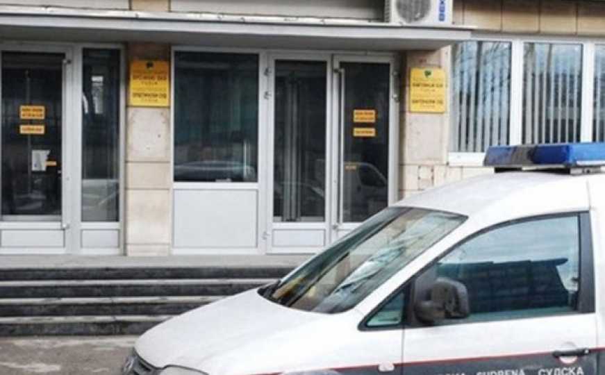 Betonskim blokom ubio ženu (74) u Gradačcu pa sada proglašen neuračunljivim