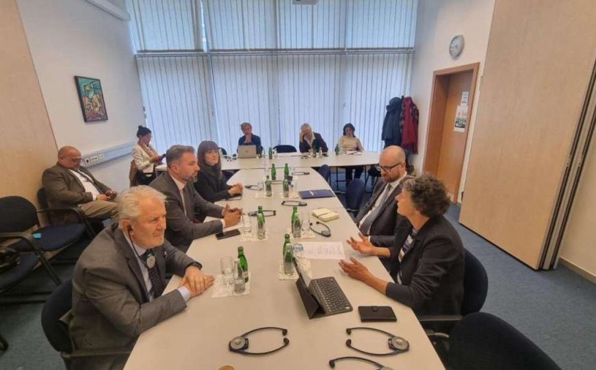 Stojanović: 'Međunarodna zajednica snosi dio odgovornosti za stanje u BiH. Interpol mora djelovati'