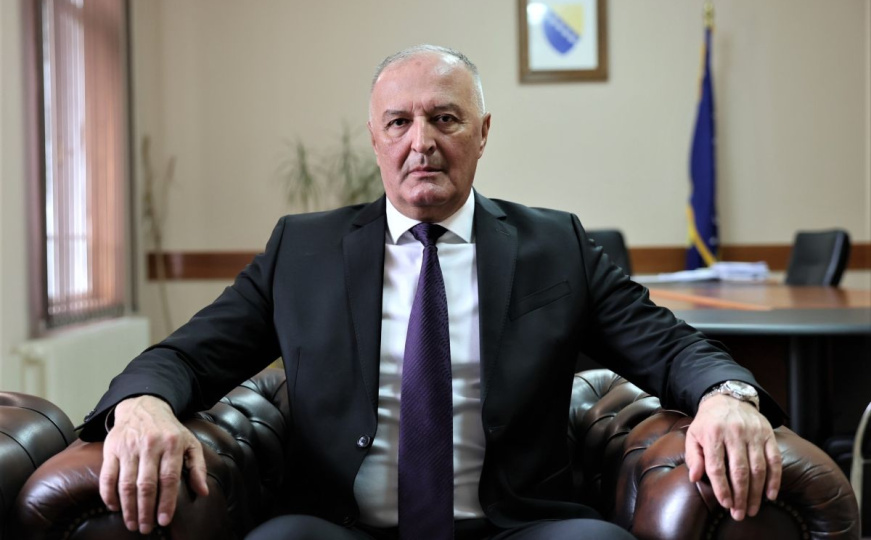 SIPA ispitivala Zukana Heleza u kabinetu Ministarstva odbrane: 'Prijavio me izdajnik'