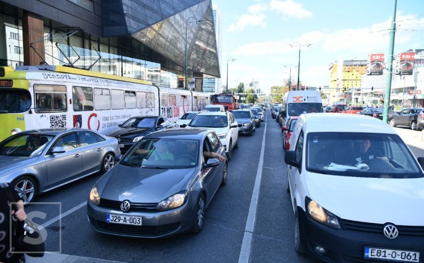 Važna informacija za vozače: Doći će do obustave saobraćaja u ovim dijelovima Sarajeva